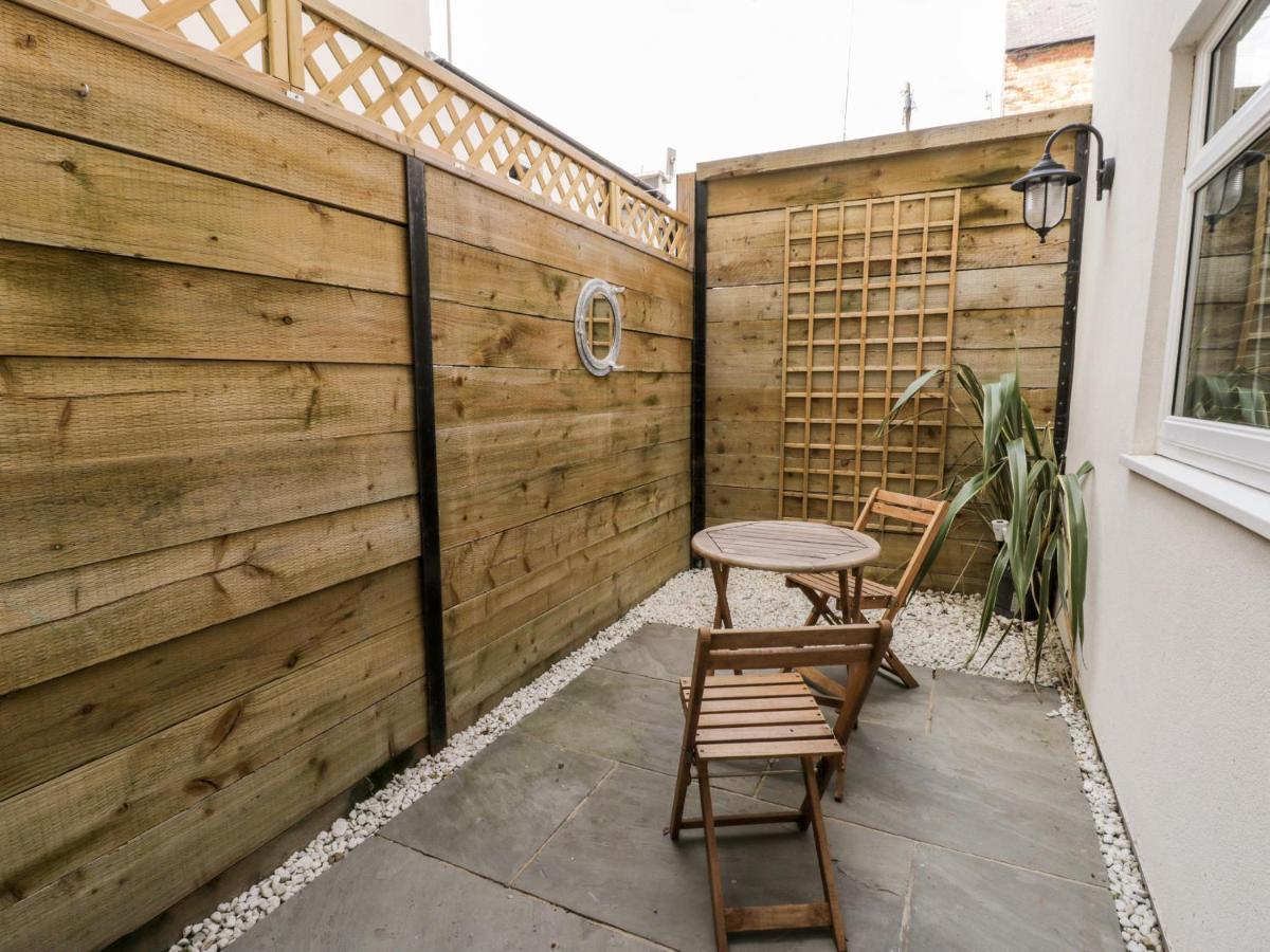 North Bay Retreat Apartment Скарбъро Екстериор снимка