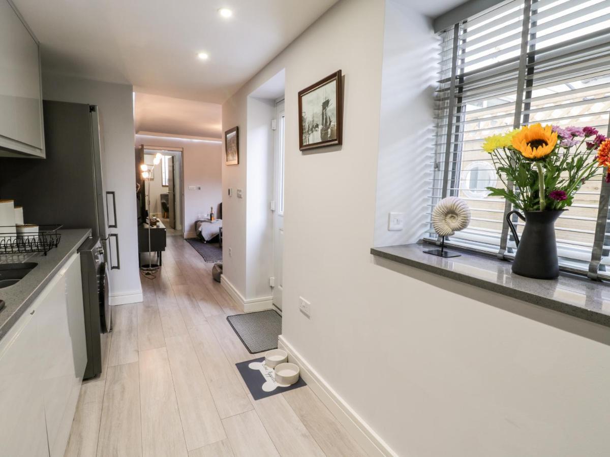 North Bay Retreat Apartment Скарбъро Екстериор снимка